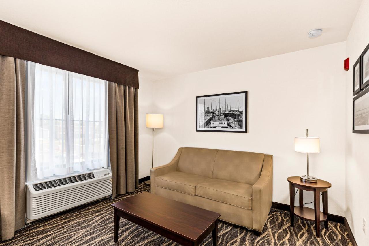 Cobblestone Hotel & Suites - Ottumwa Buitenkant foto