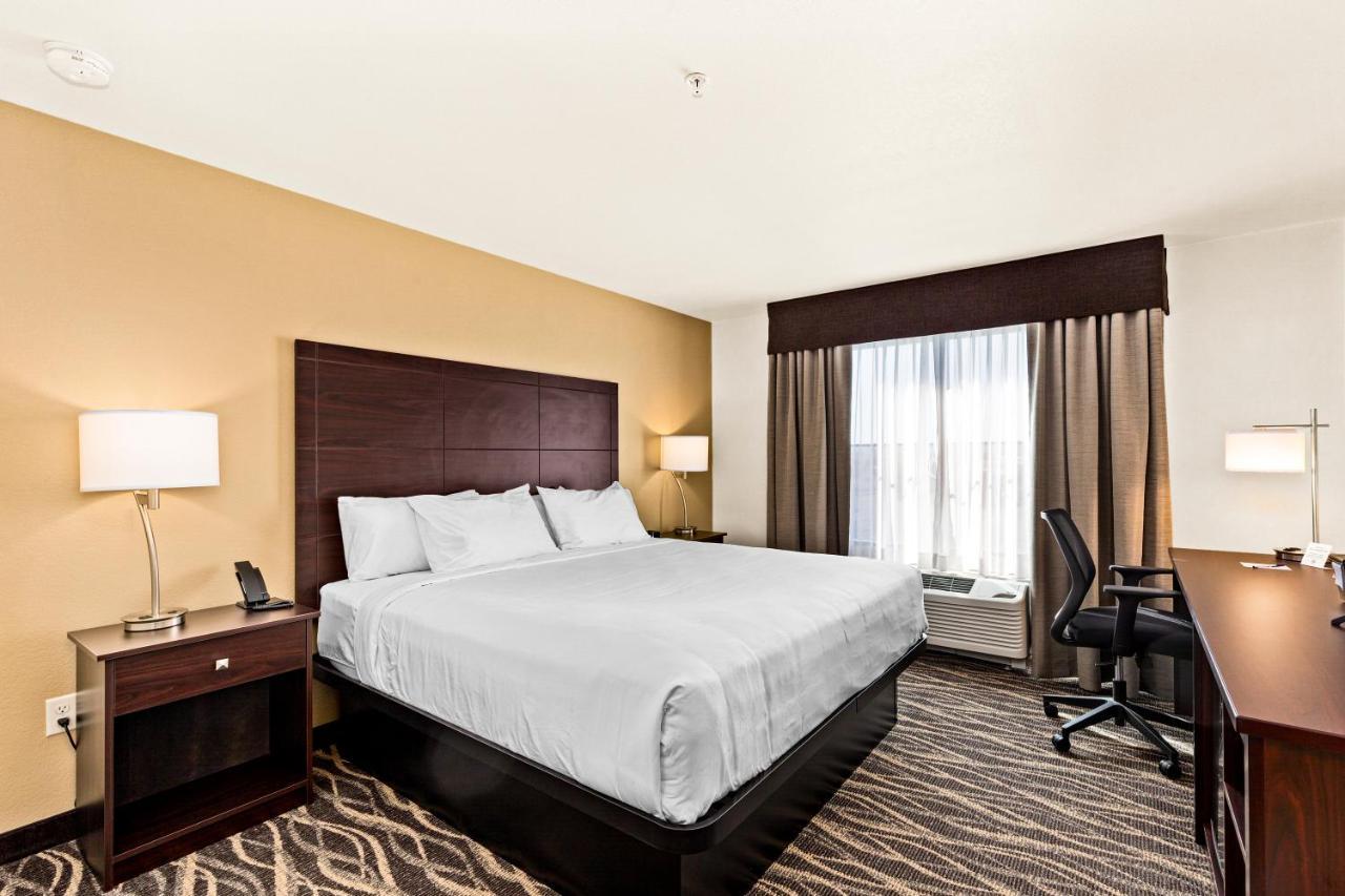 Cobblestone Hotel & Suites - Ottumwa Buitenkant foto