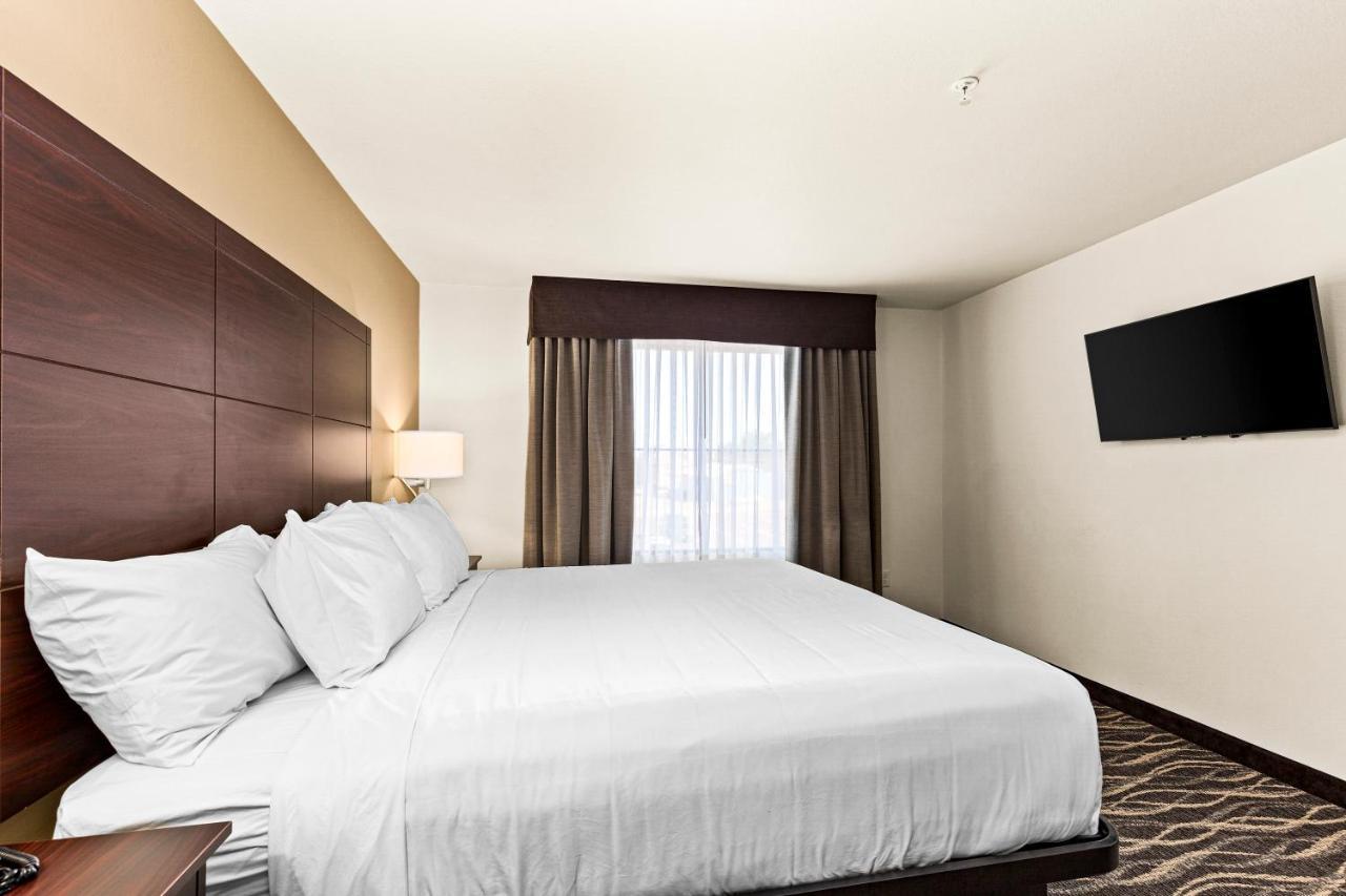 Cobblestone Hotel & Suites - Ottumwa Buitenkant foto