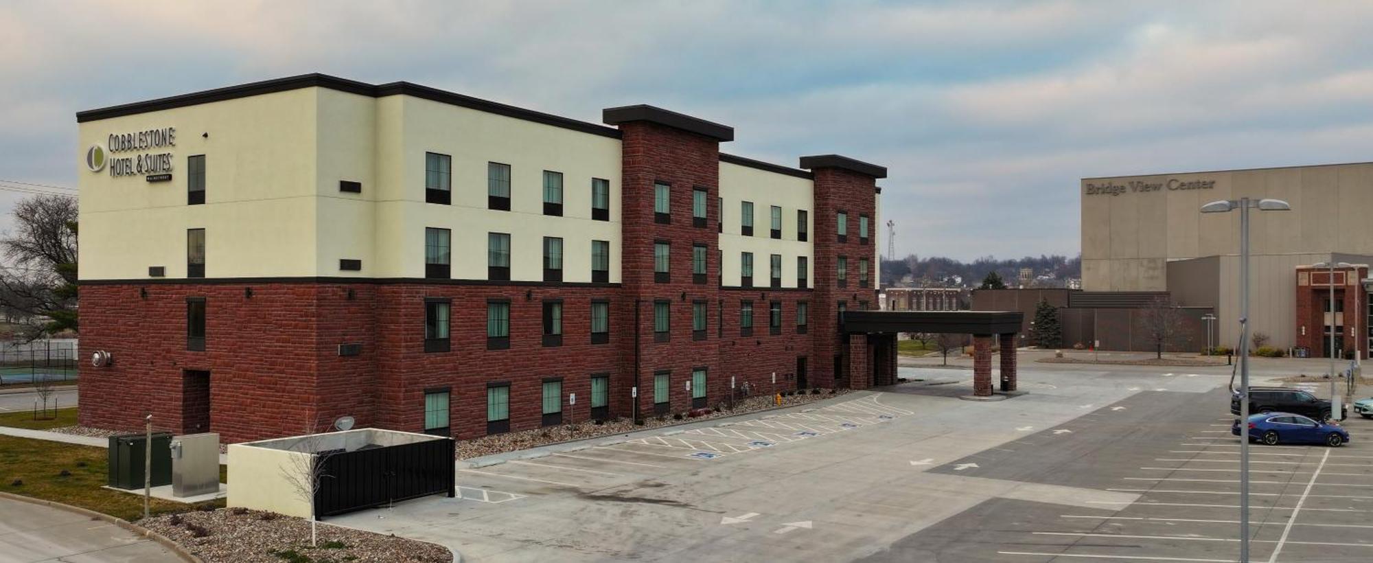 Cobblestone Hotel & Suites - Ottumwa Buitenkant foto