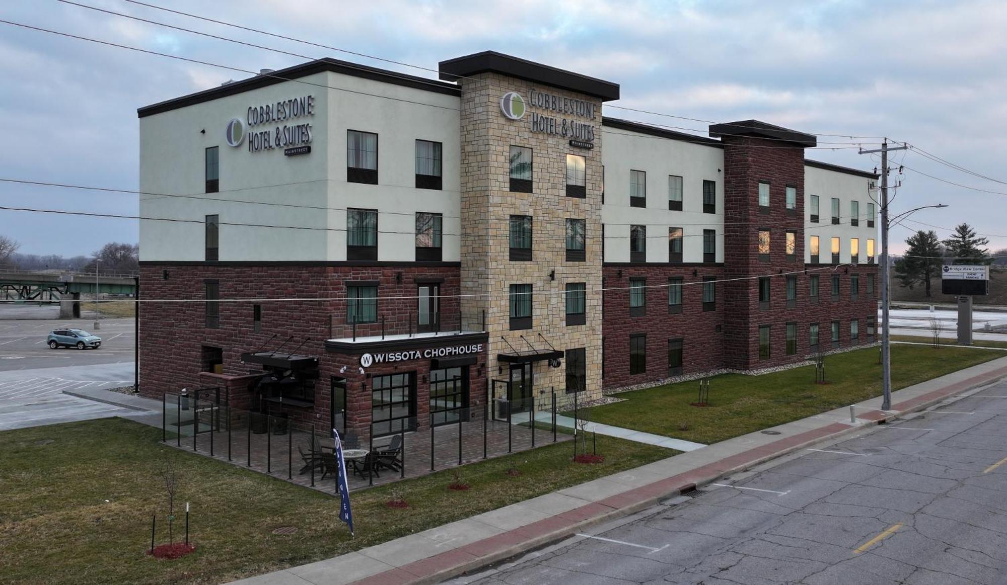 Cobblestone Hotel & Suites - Ottumwa Buitenkant foto